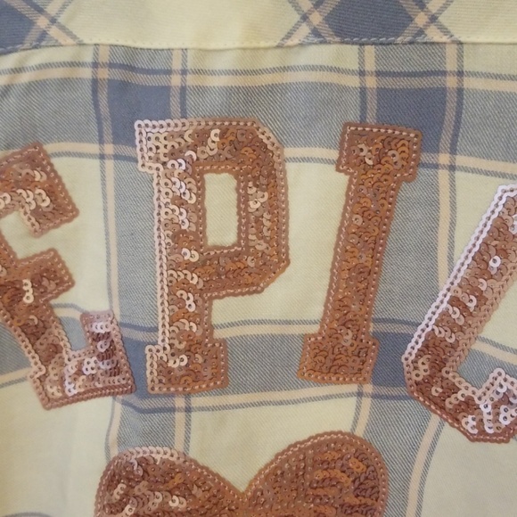 NWT,PLAID LIGHTWEIGHT SHIRT WITH SEQUIN BACK - Picture 6 of 8